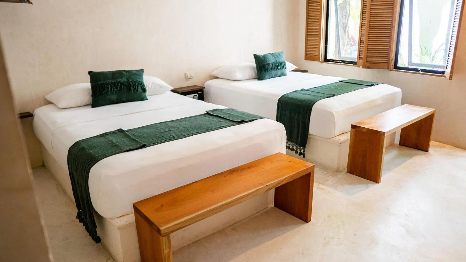 Koos Tulum Hotel 3*,