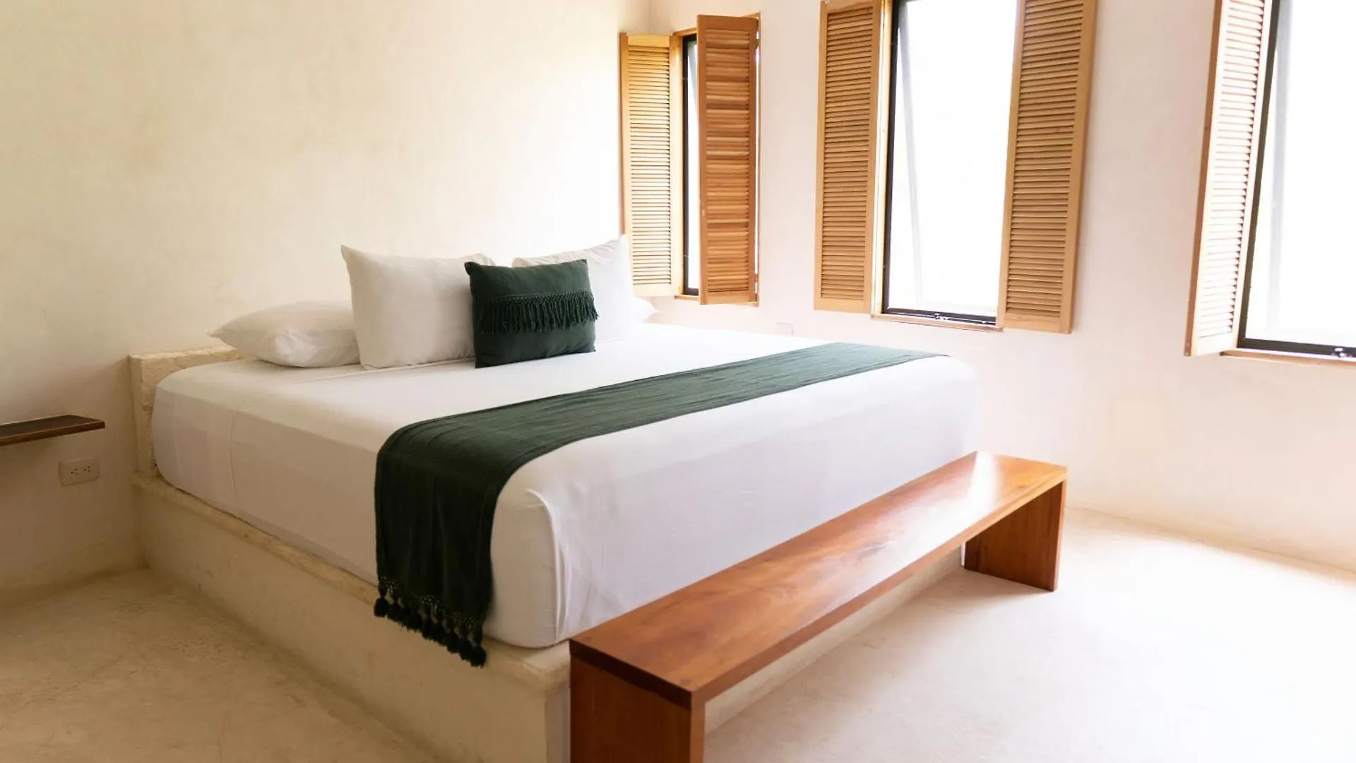 Koos Tulum Hotel